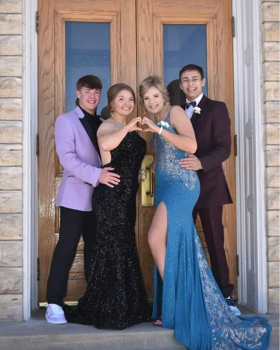 Gallery Image #slidesGrid18