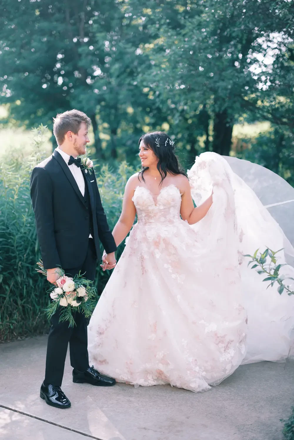 Gallery Image #slidesGrid21