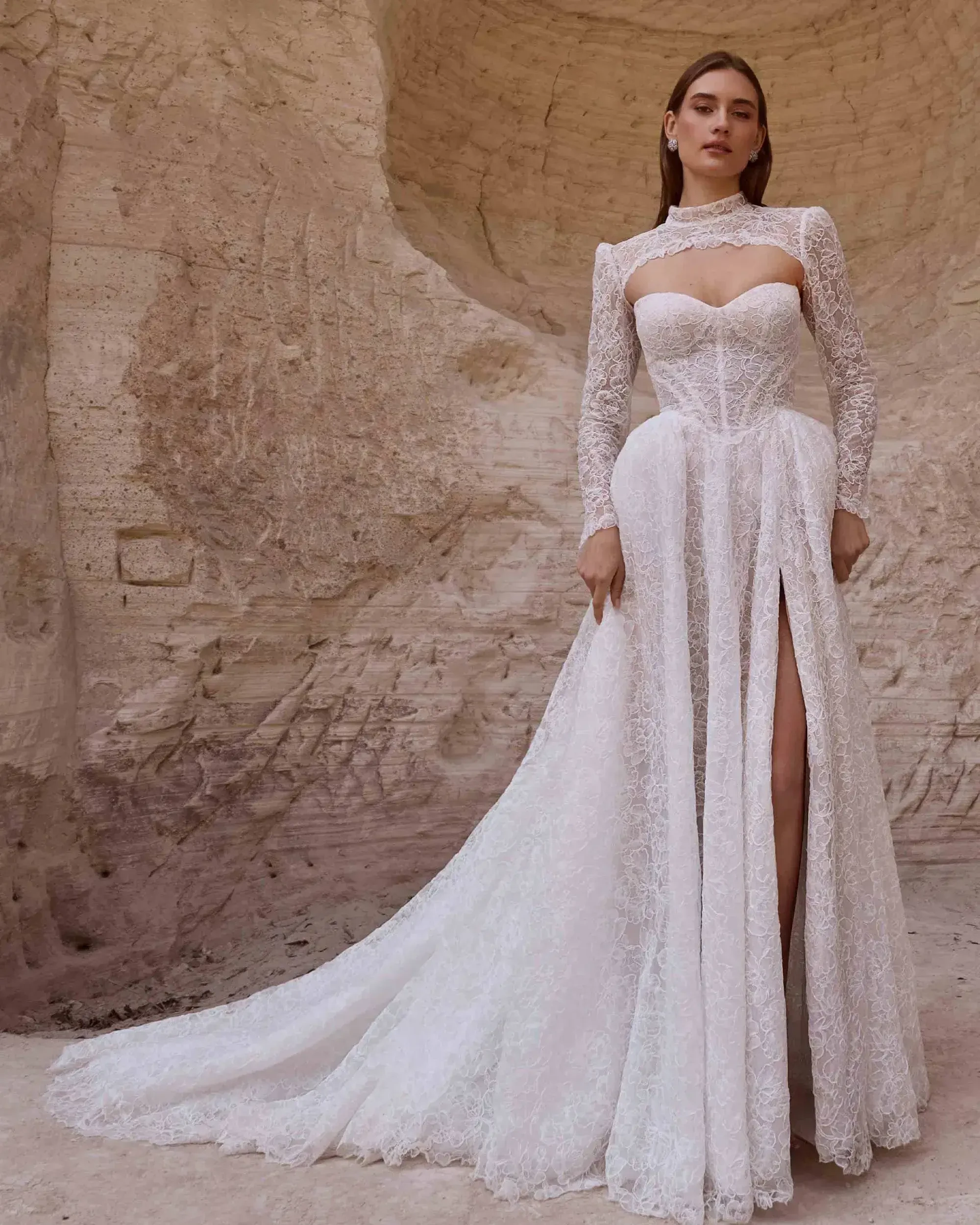 LA PERLE BY CALLA BLANCHE