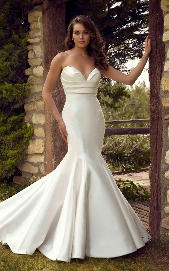 Eddy K Italia Rory #0 Pearl Ivory thumbnail